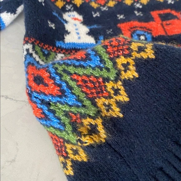 Old Navy Kids' SUPER SOFT Size 4T Festive Sweater truck/Snowman print crew neck - Picture 12 of 12